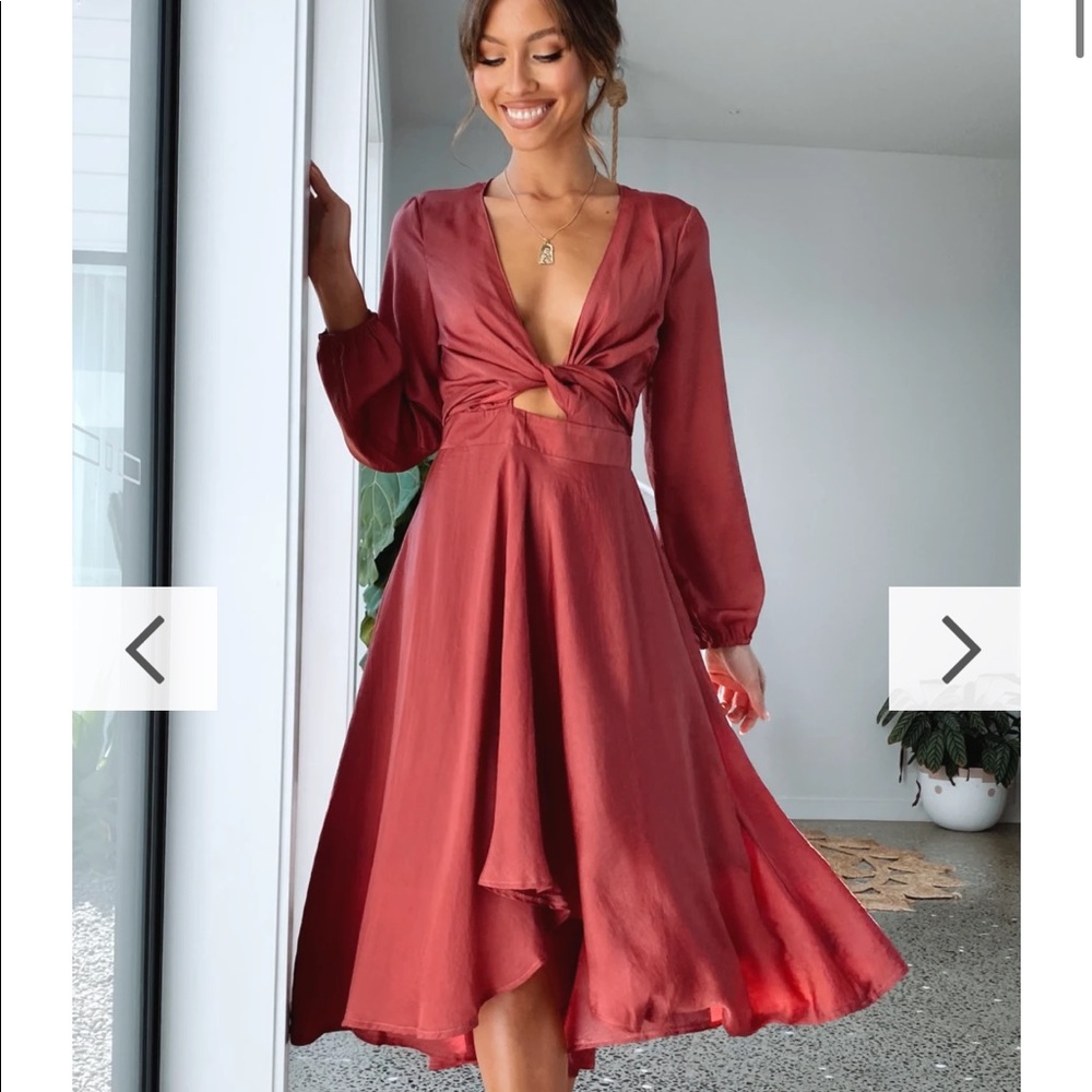 Billy J long sleeve midi holiday dress- color berry size 8
